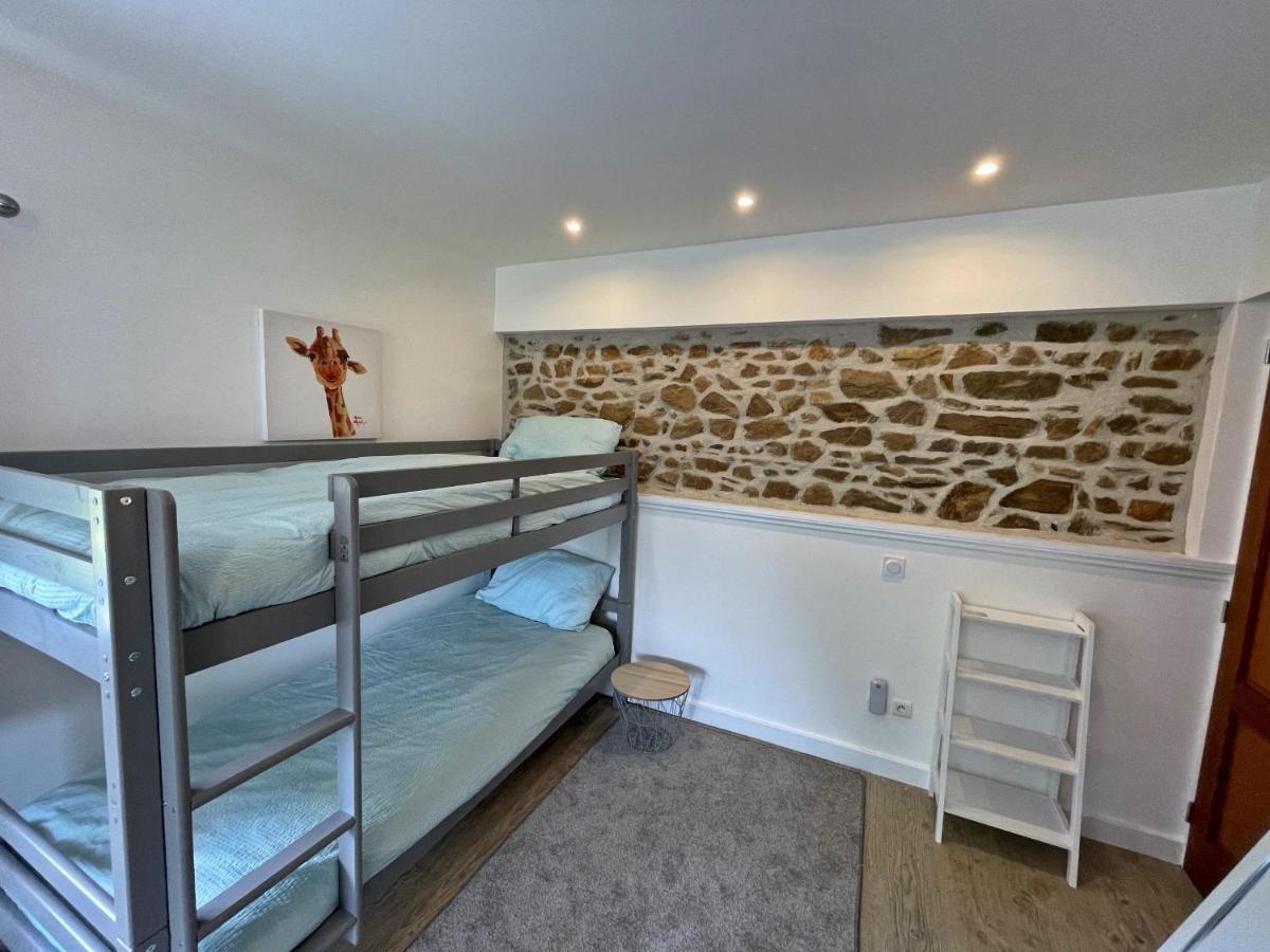 Champs Chevrier Villa Mezieres-sur-Issoire Bagian luar foto